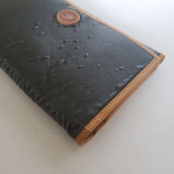 Hunting World Vintage Designer Tan Green Wallet Credit Card ID Holder Case Small - Picture 12 of 12